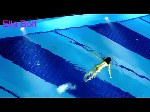 ❤️ Angikwazi ukuyeka ukubuka, i-blonde esencane ibanjwe ibhukuda inqunu e-ELLA BOLT pool Izocansi zaseRussia ku-zu.image-kassir.ru